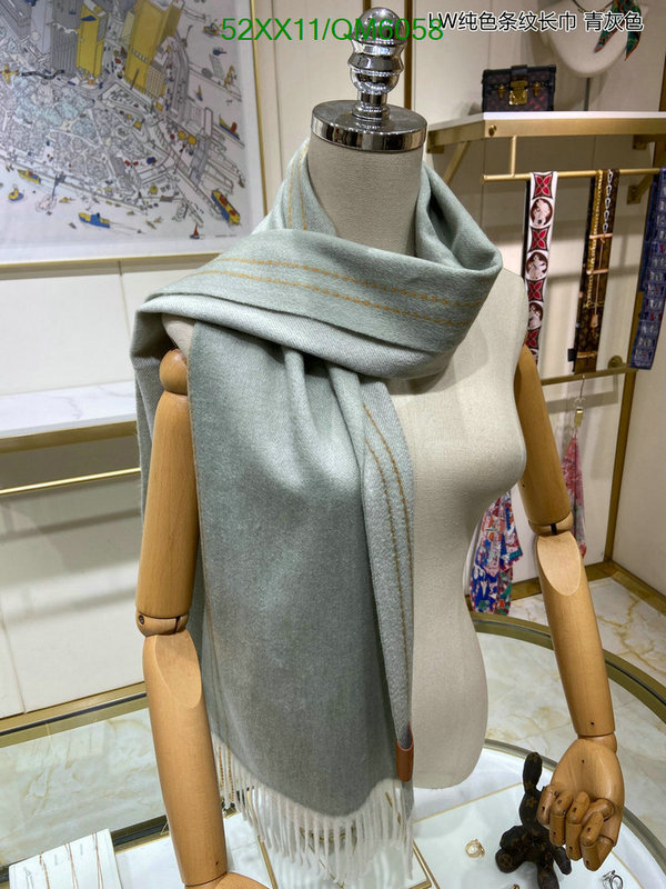 Loewe-Scarf Code: QM6058 $: 52USD