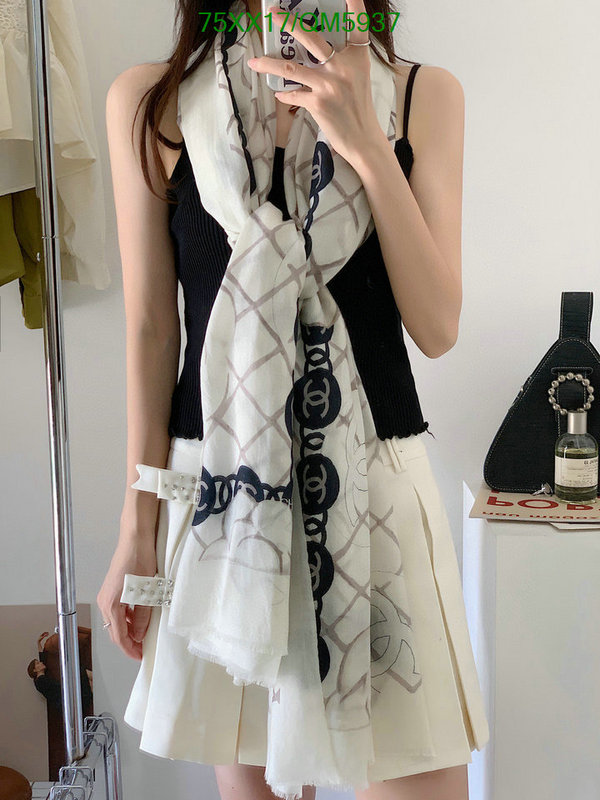 Chanel-Scarf Code: QM5937 $: 75USD