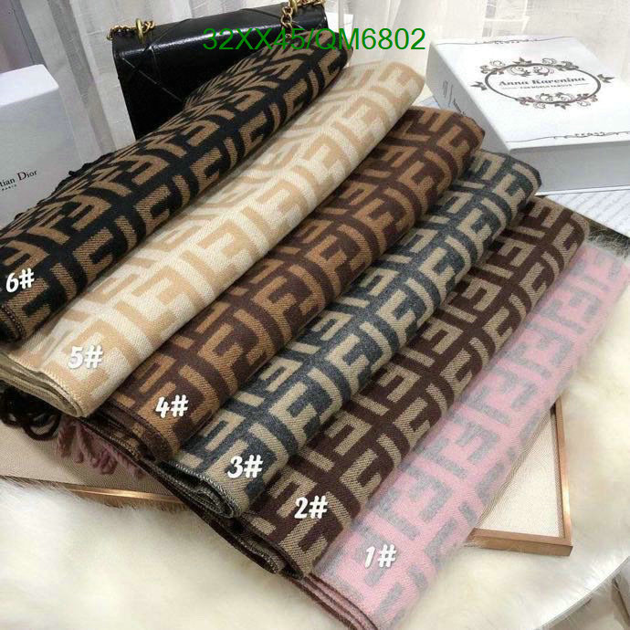 Fendi-Scarf Code: QM6802 $: 32USD