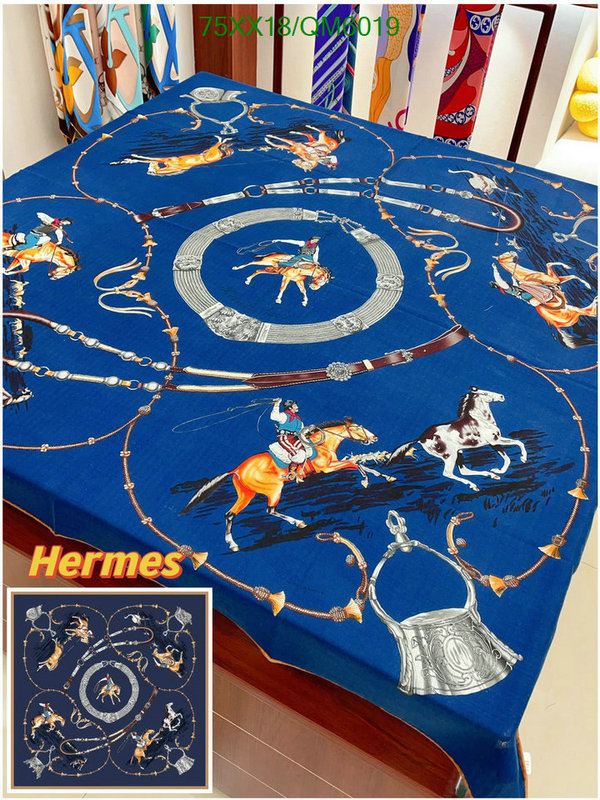 Hermes-Scarf Code: QM6019 $: 75USD