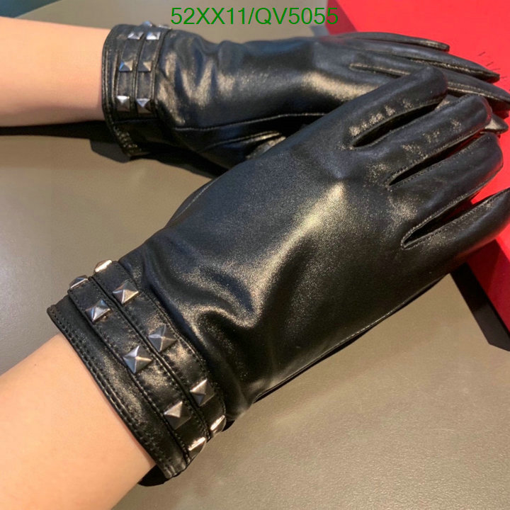 Valentino-Gloves Code: QV5055 $: 52USD