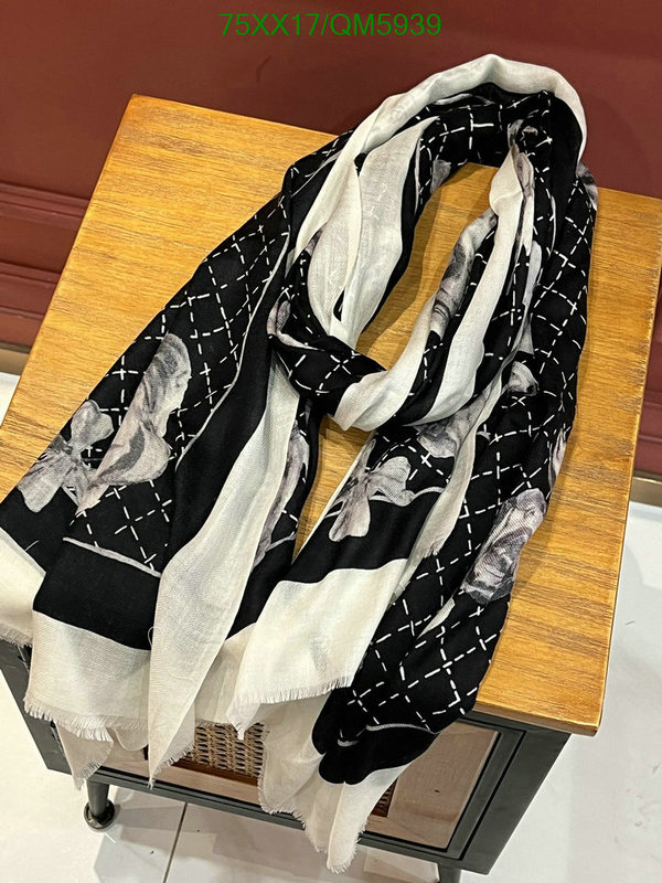 Chanel-Scarf Code: QM5939 $: 75USD