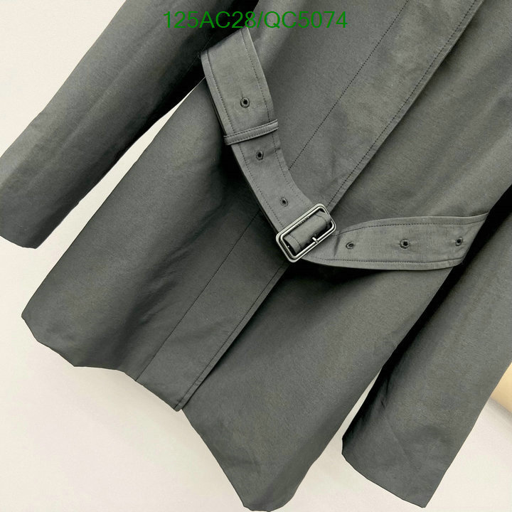 Burberry-Down jacket Women Code: QC5074 $: 125USD