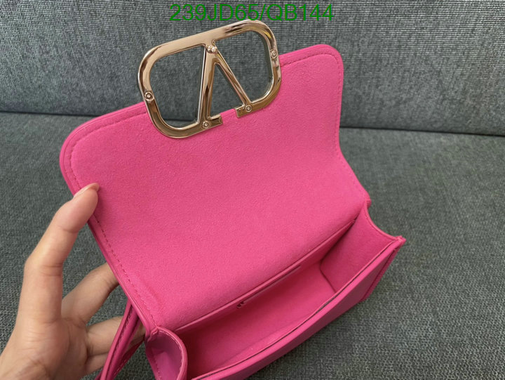 Valentino-Bag-Mirror Quality Code: QB144 $: 239USD