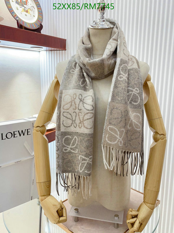 Loewe-Scarf Code: RM7745 $: 52USD