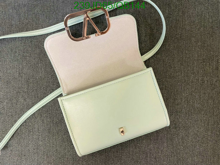 Valentino-Bag-Mirror Quality Code: QB144 $: 239USD