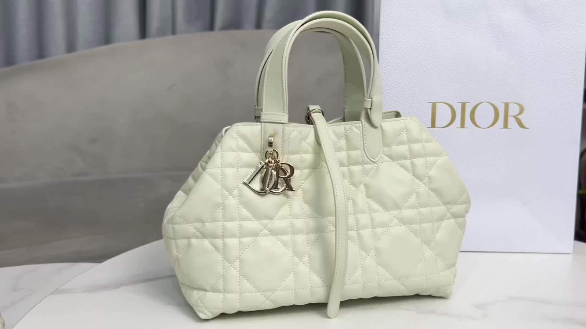 Dior-Bag-Mirror Quality Code: RB6037 $: 265USD