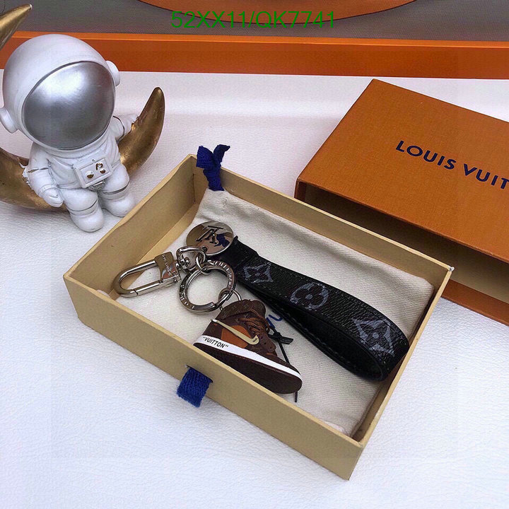 LV-Key pendant Code: QK7741 $: 52USD