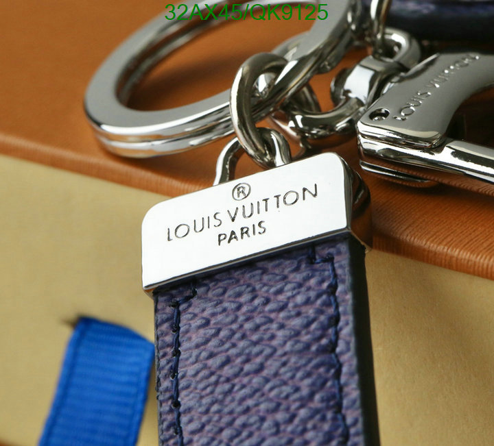 LV-Key pendant Code: QK9125 $: 32USD