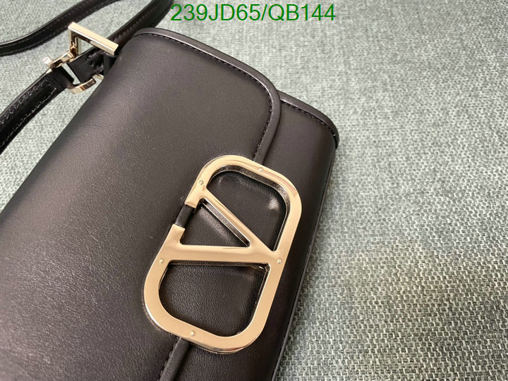 Valentino-Bag-Mirror Quality Code: QB144 $: 239USD