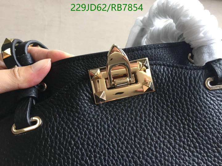 Valentino-Bag-Mirror Quality Code: RB7854 $: 229USD