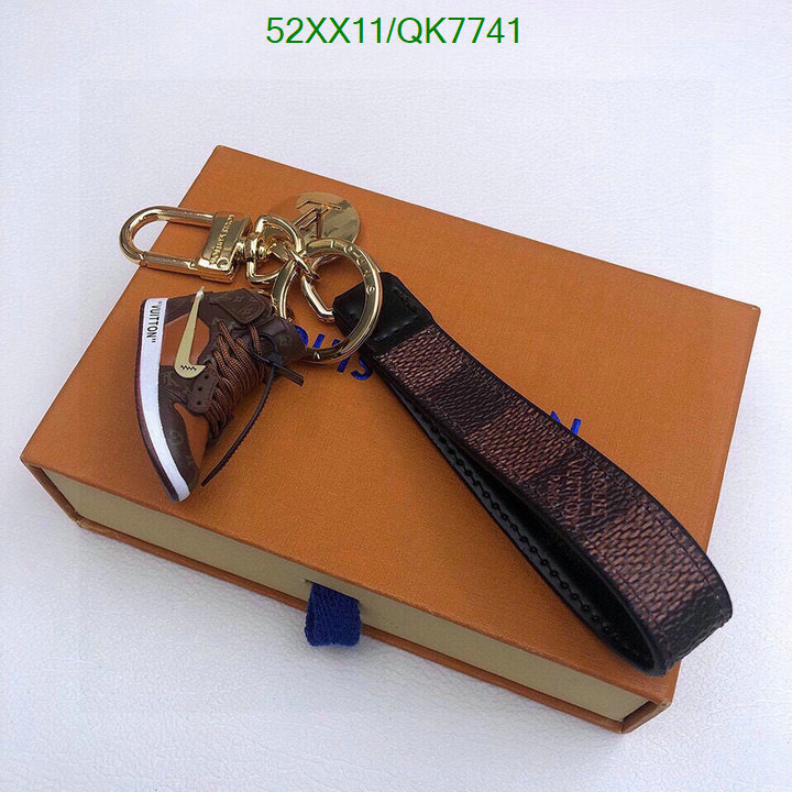 LV-Key pendant Code: QK7741 $: 52USD