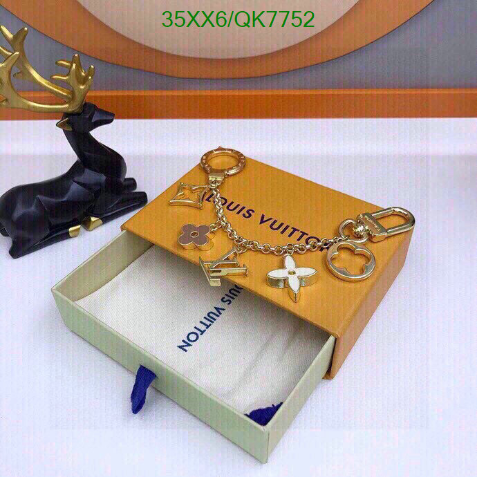 LV-Key pendant Code: QK7752 $: 35USD