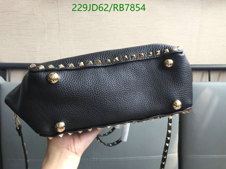 Valentino-Bag-Mirror Quality Code: RB7854 $: 229USD