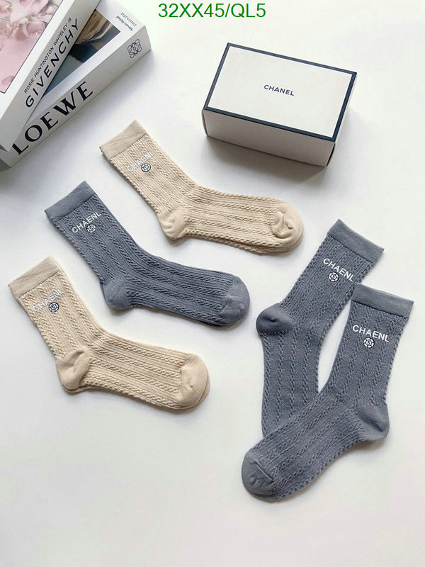 Chanel-Sock Code: QL5 $: 32USD