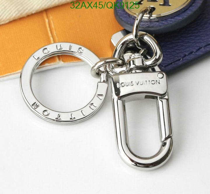 LV-Key pendant Code: QK9125 $: 32USD