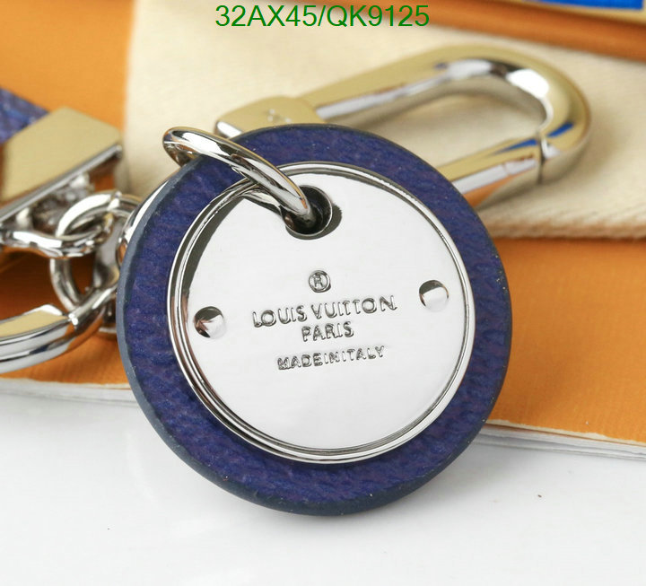 LV-Key pendant Code: QK9125 $: 32USD