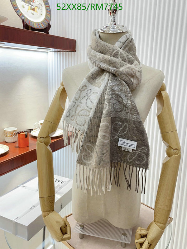 Loewe-Scarf Code: RM7745 $: 52USD