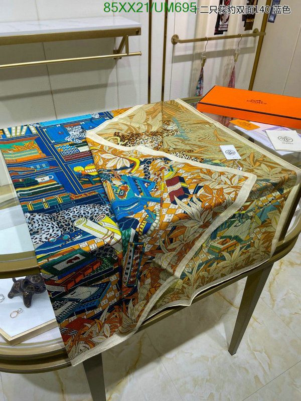 Hermes-Scarf Code: UM695 $: 85USD