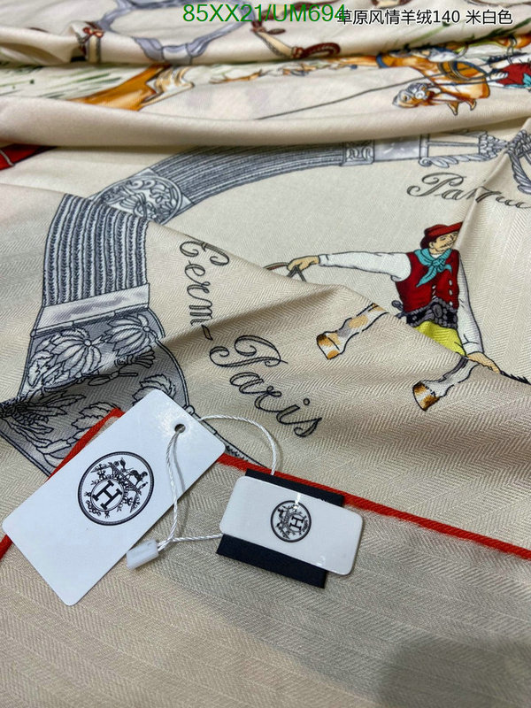 Hermes-Scarf Code: UM694 $: 85USD