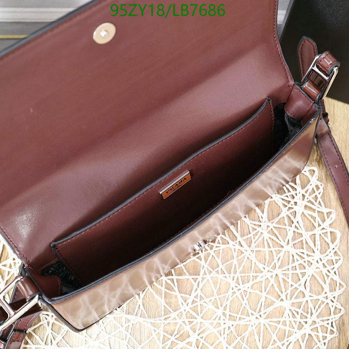 Prada-Bag-4A Quality Code: LB7686 $: 95USD