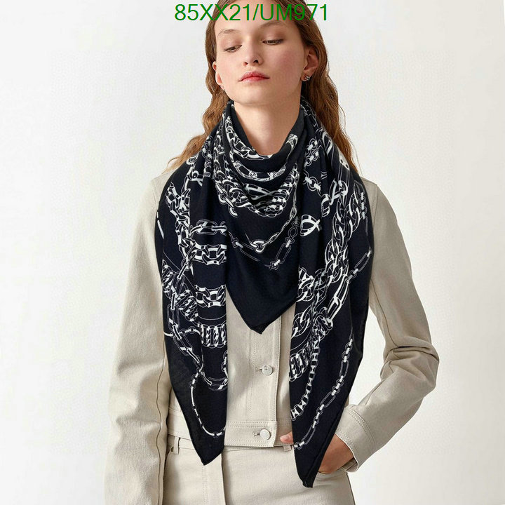 Chanel-Scarf Code: UM971 $: 85USD