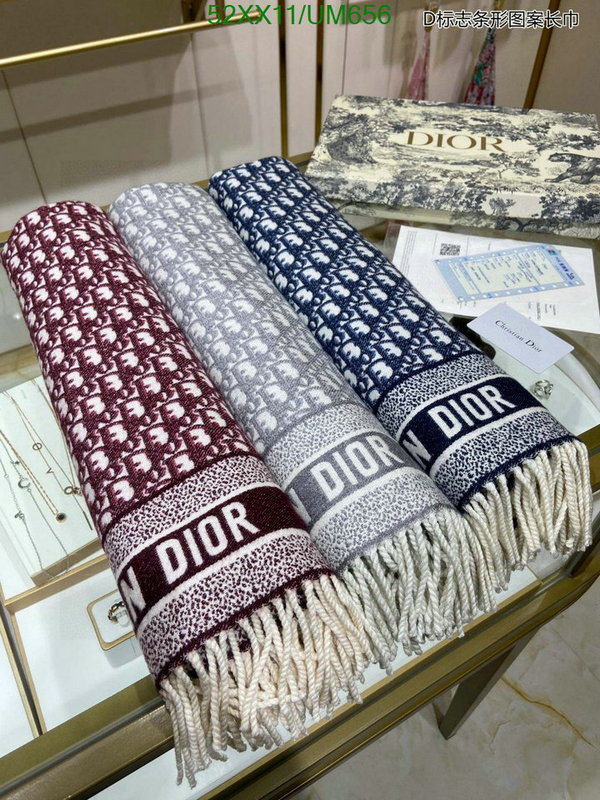 Dior-Scarf Code: UM656 $: 52USD