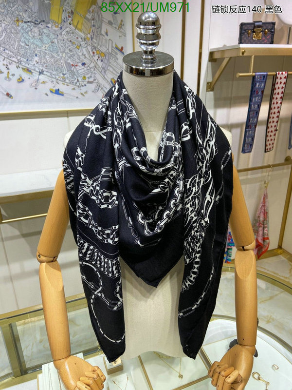 Chanel-Scarf Code: UM971 $: 85USD