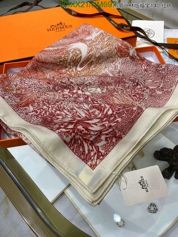 Hermes-Scarf Code: UM697 $: 85USD