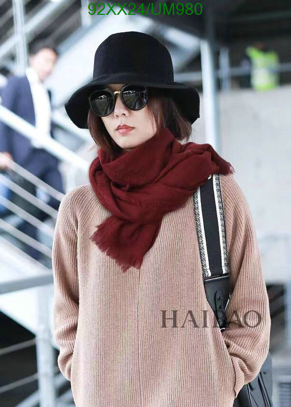 Dior-Scarf Code: UM980 $: 92USD