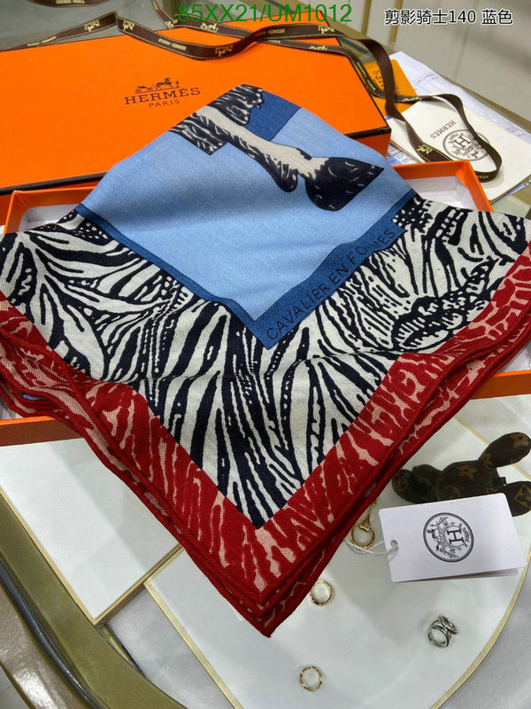 Hermes-Scarf Code: UM1012 $: 85USD