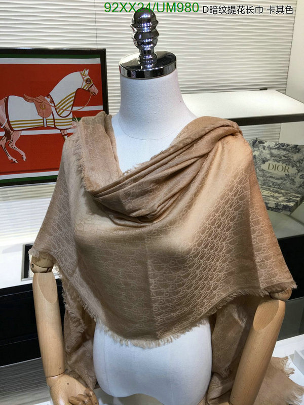 Dior-Scarf Code: UM980 $: 92USD