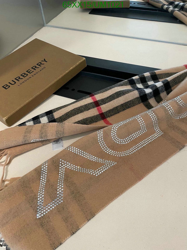 Burberry-Scarf Code: UM1021 $: 65USD