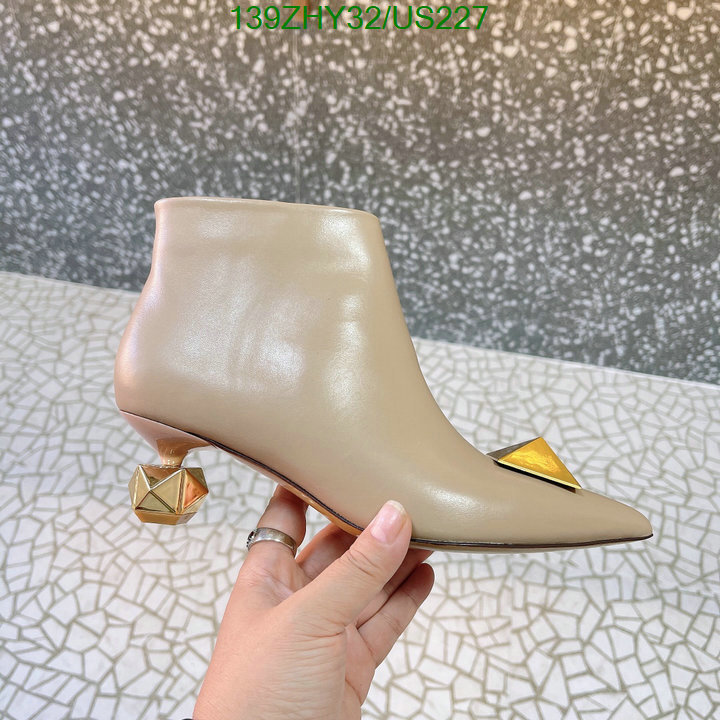 Valentino-Women Shoes Code: US227 $: 139USD