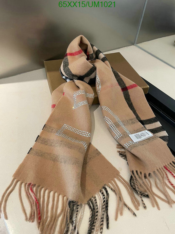 Burberry-Scarf Code: UM1021 $: 65USD