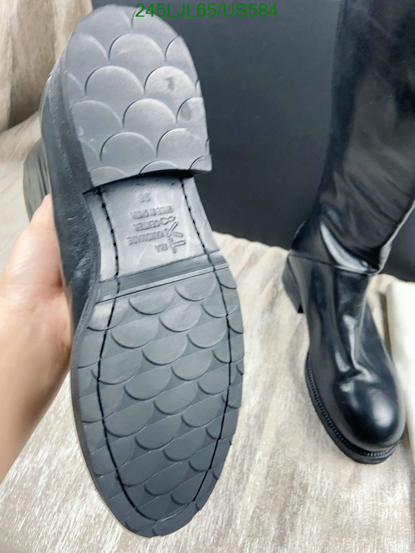 Boots-Women Shoes Code: US584 $: 245USD