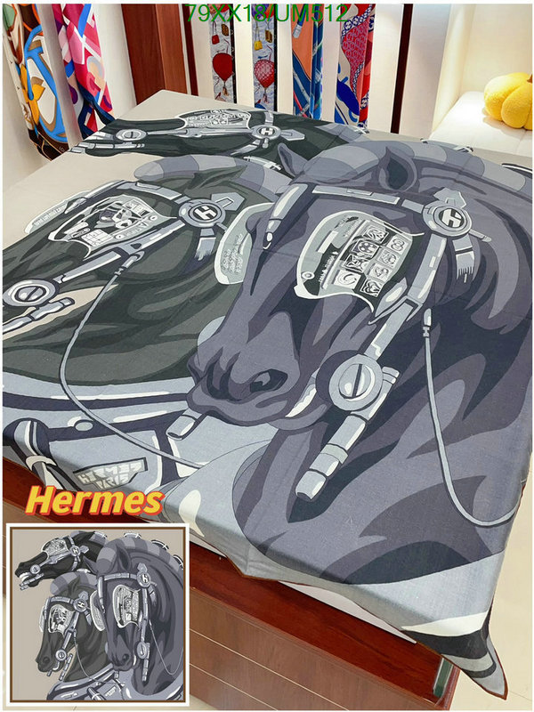 Hermes-Scarf Code: UM512 $: 79USD