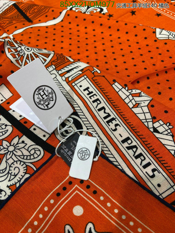 Hermes-Scarf Code: QM977 $: 85USD