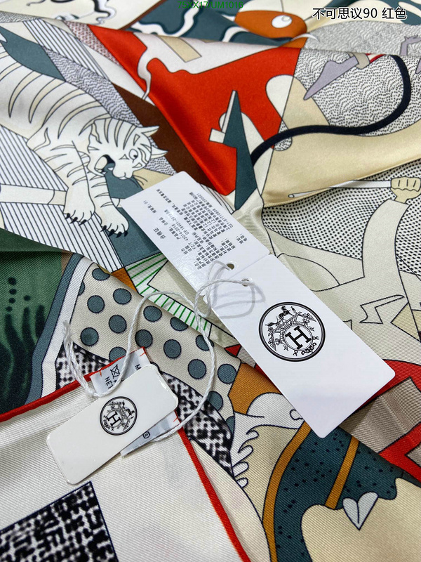 Hermes-Scarf Code: UM1016 $: 75USD