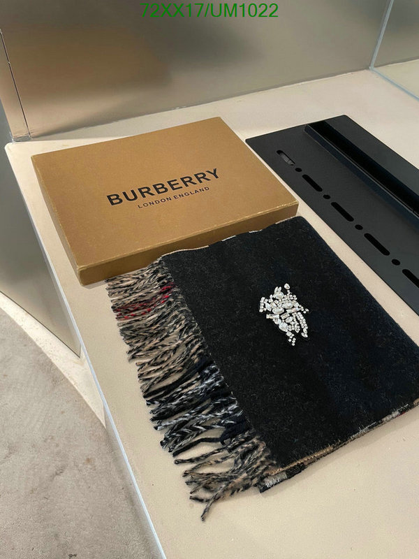 Burberry-Scarf Code: UM1022 $: 72USD