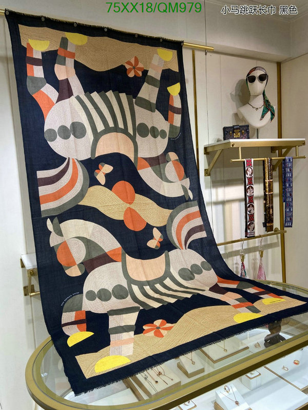 Hermes-Scarf Code: QM979 $: 75USD