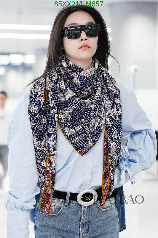 Dior-Scarf Code: UM657 $: 85USD