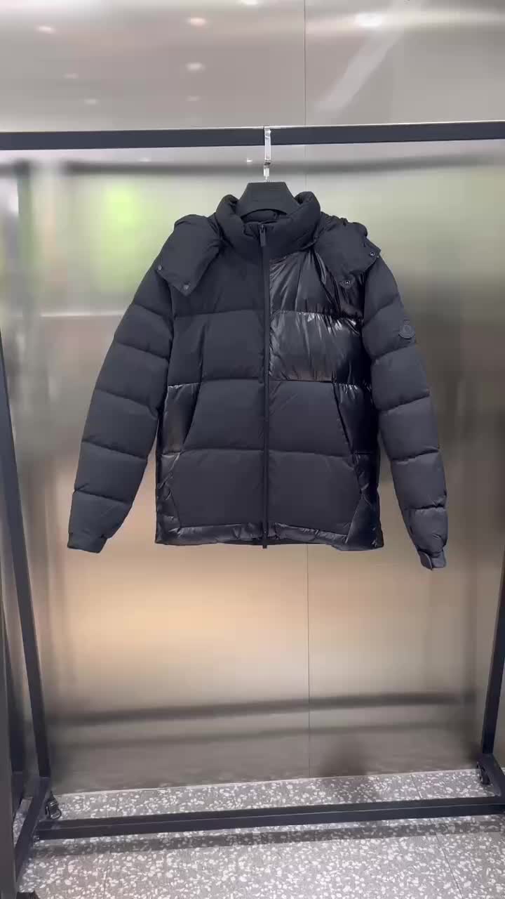 Moncler-Down jacket Men Code: UC460 $: 159USD