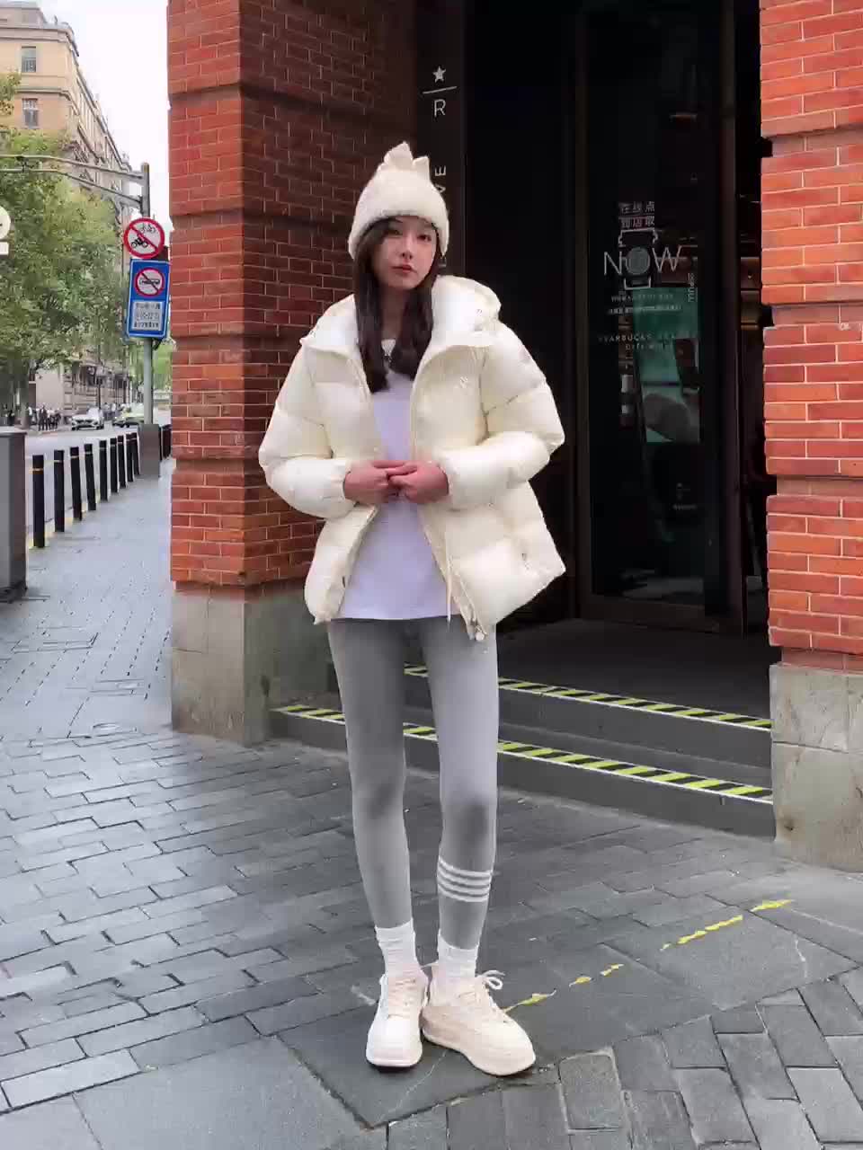 Moncler-Down jacket Women Code: QC300 $: 165USD