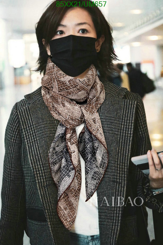 Dior-Scarf Code: UM657 $: 85USD