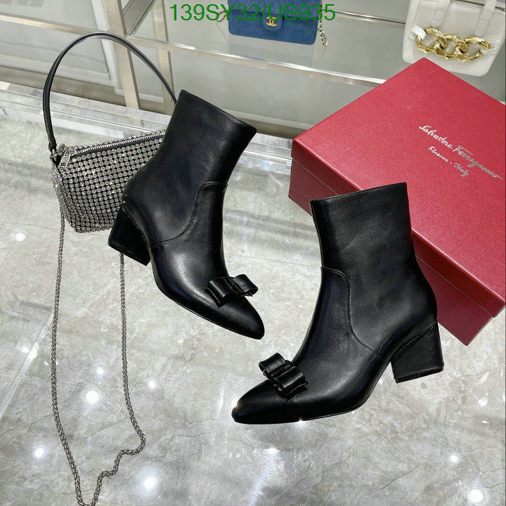 Ferragamo-Women Shoes Code: US935 $: 139USD