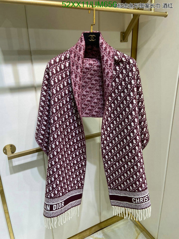 Dior-Scarf Code: UM656 $: 52USD