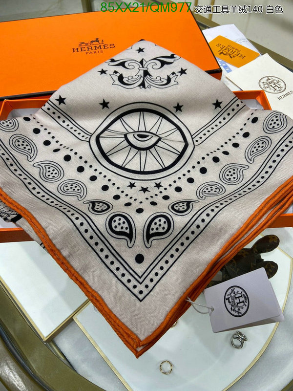 Hermes-Scarf Code: QM977 $: 85USD