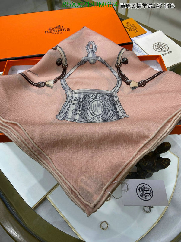 Hermes-Scarf Code: UM694 $: 85USD