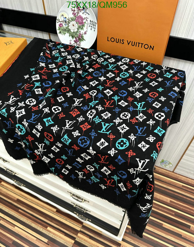 LV-Scarf Code: QM956 $: 75USD